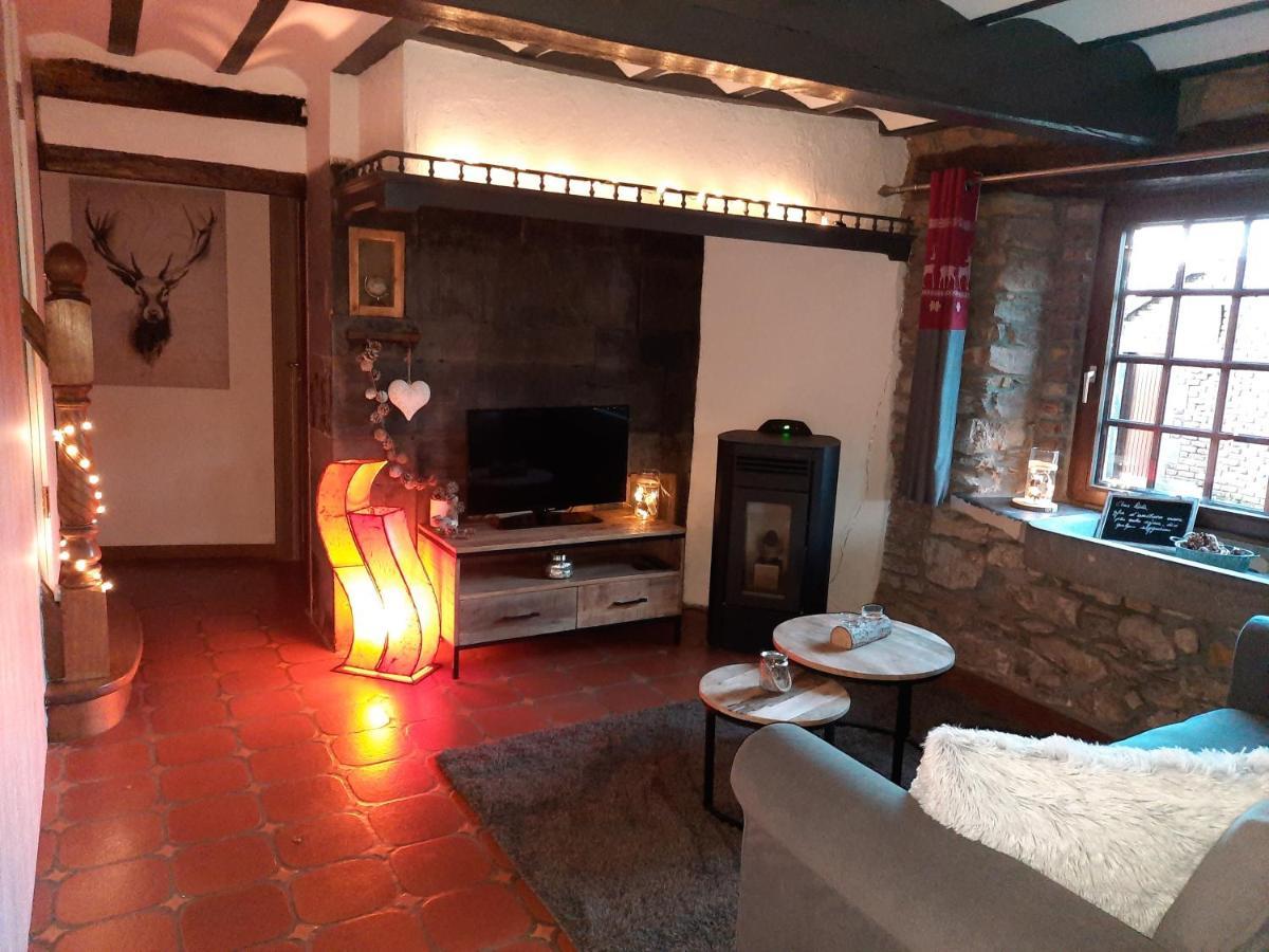Le Teli Du Loup Dans La Taniere D'Armand Villa Stavelot Luaran gambar
